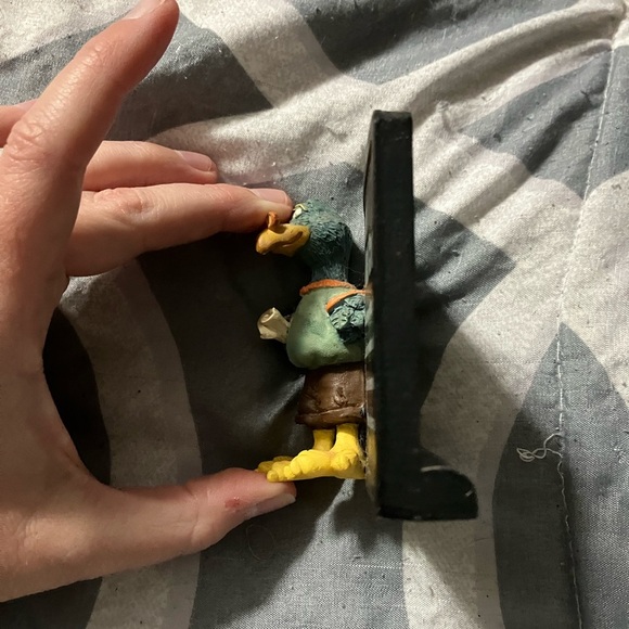 Quirky Crow Figurine with Plaque - Picture 4 of 5